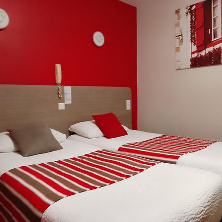 Logis Hotel Andreinia & Cabanes Esterençuby Dış mekan fotoğraf